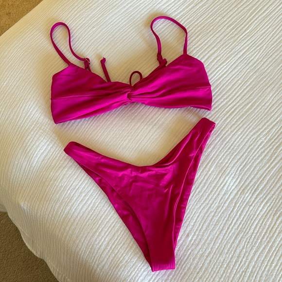 L*SPACE bikini - Picture 2 of 3